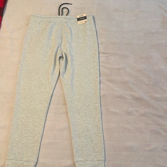 White joggers - Picture 2 of 6